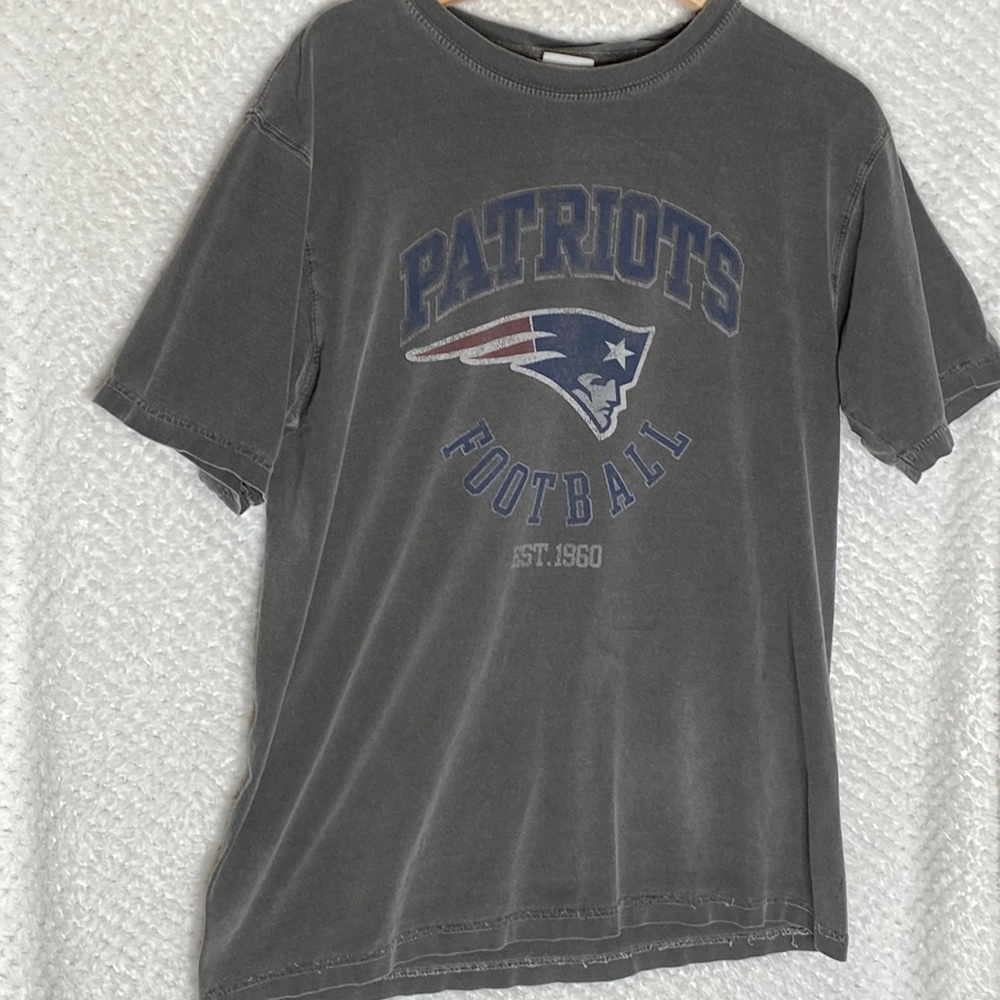 NFL team apparel New England Patriots t shirt